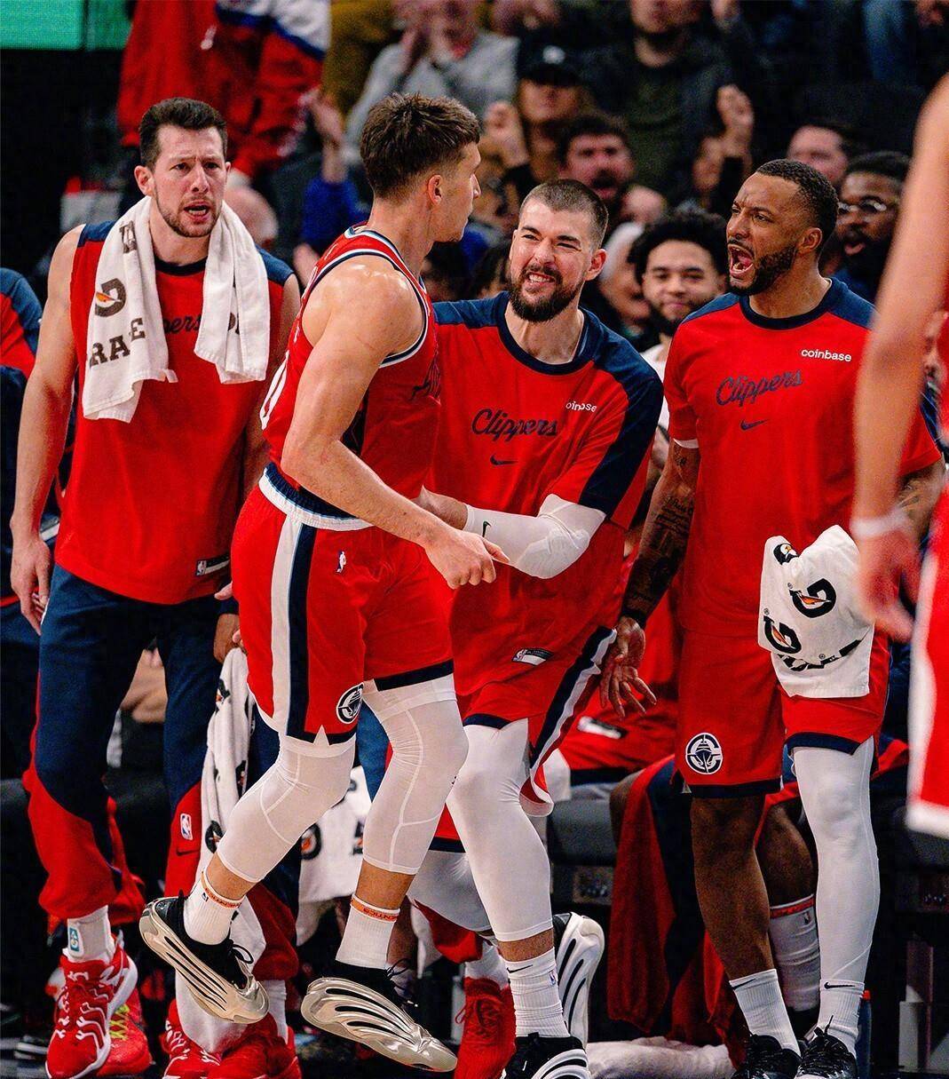 公牛三巨头联手，全明星入选得分突破，快船冲击季后赛！